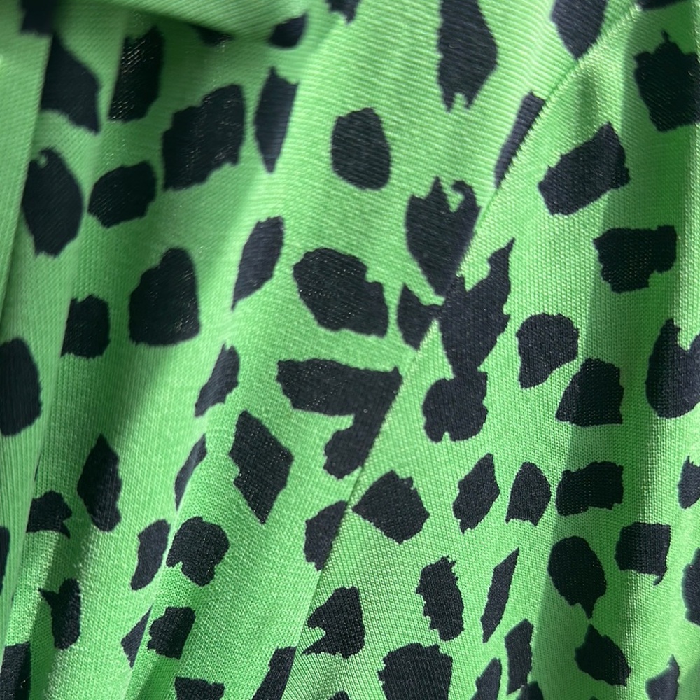 Diane Von Furstenberg Green and Black Patterned ‘new Jeanne two’ wrap dress